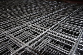 Армирующая сетка ячейка 200х200 мм d 5 мм размер 1х2 м